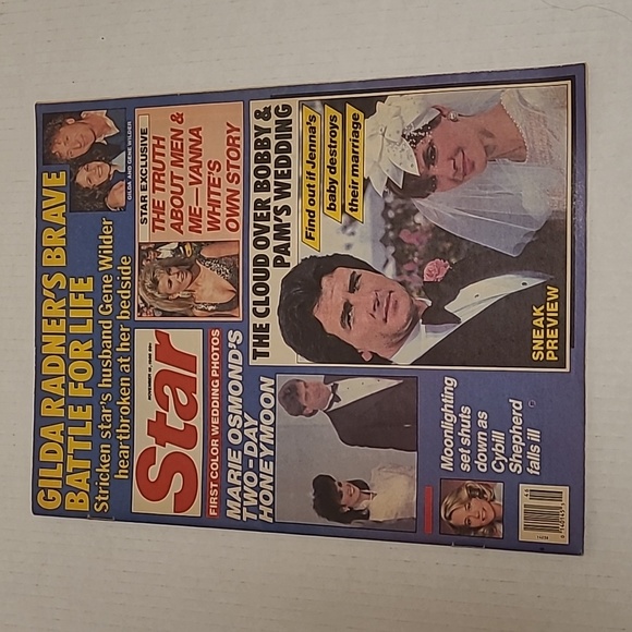 Set of 5 Vintage Tabloid Magazines - Picture 14 of 16